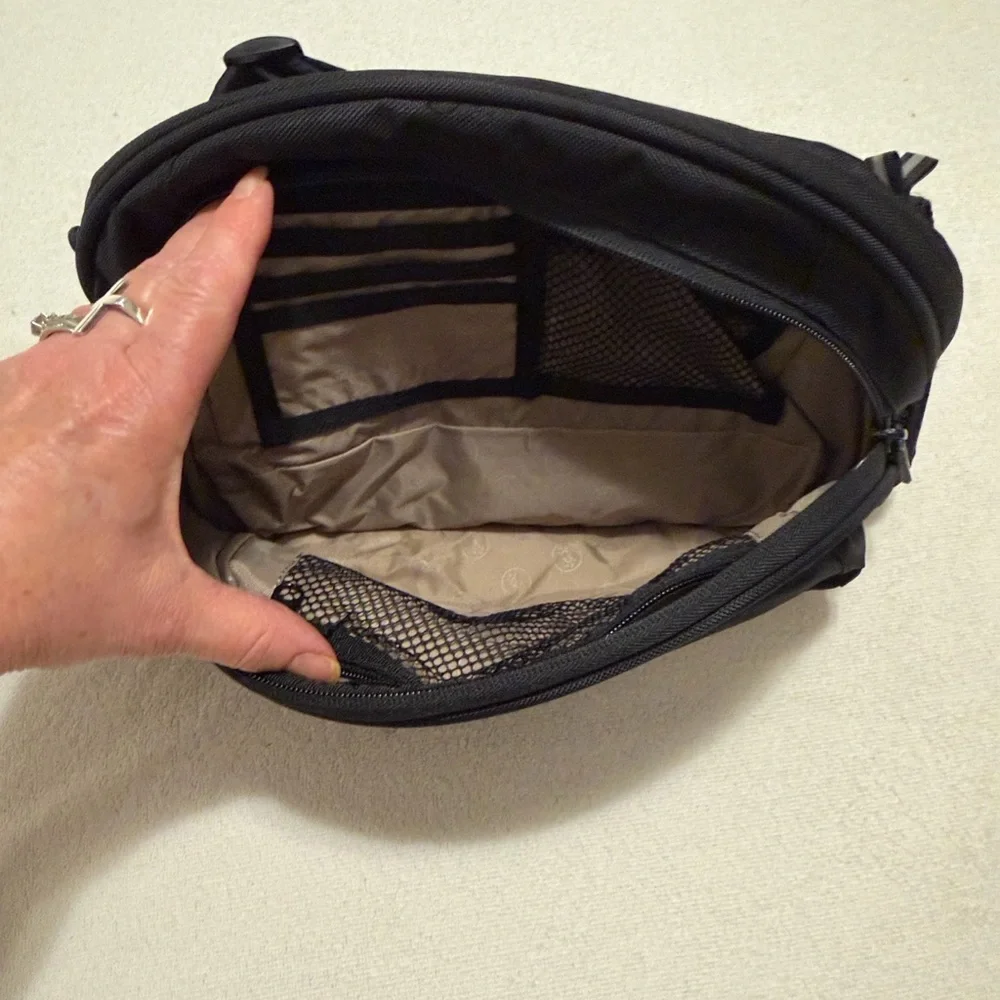 Pacsafe Travel security bag stash safe200
